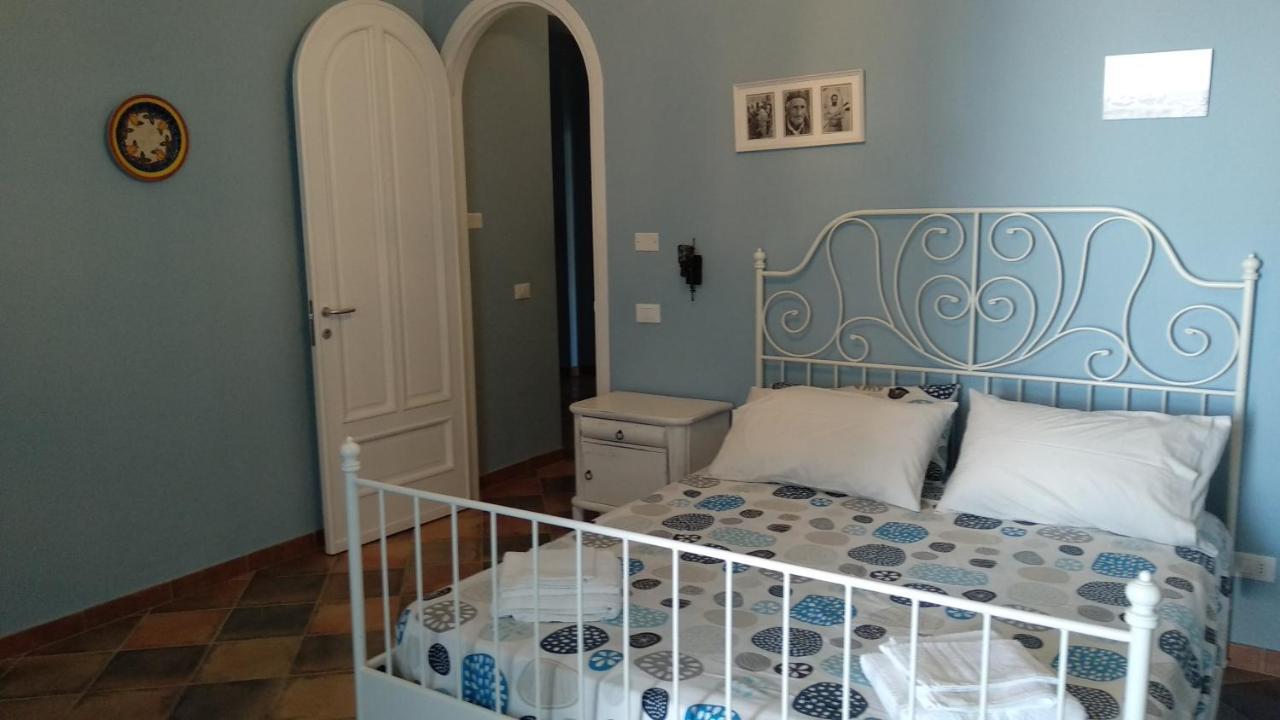 Nereidi Bed and Breakfast Santa Flavia Eksteriør billede